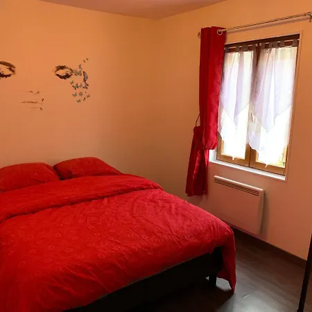 Chez Elo Apartment *